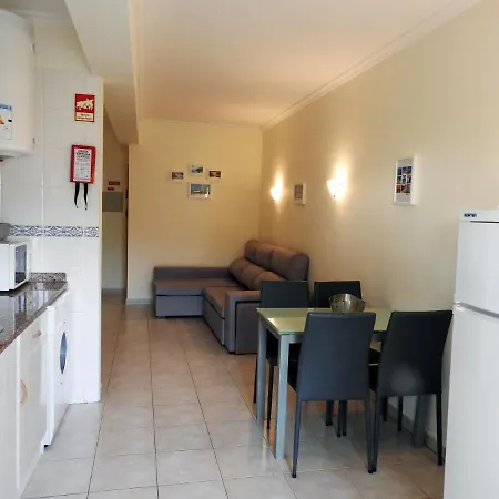 Edificio Primavera T1 Apartment *